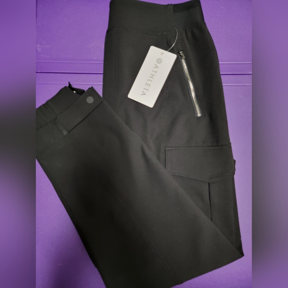Athleta Endless Cargo Pant- Black